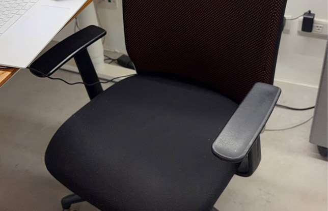 二手高背氣壓升降辦公椅